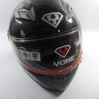 永恒YH-963碳纤维头盔